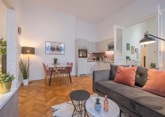 Cosy Center Апартаменты Вена